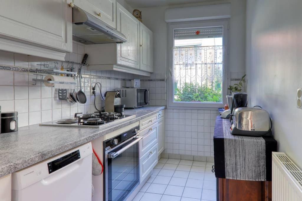 Amilly Park 6 Personnes 2 Chambres Pk Prive En Sous Sol Serris Bagian luar foto