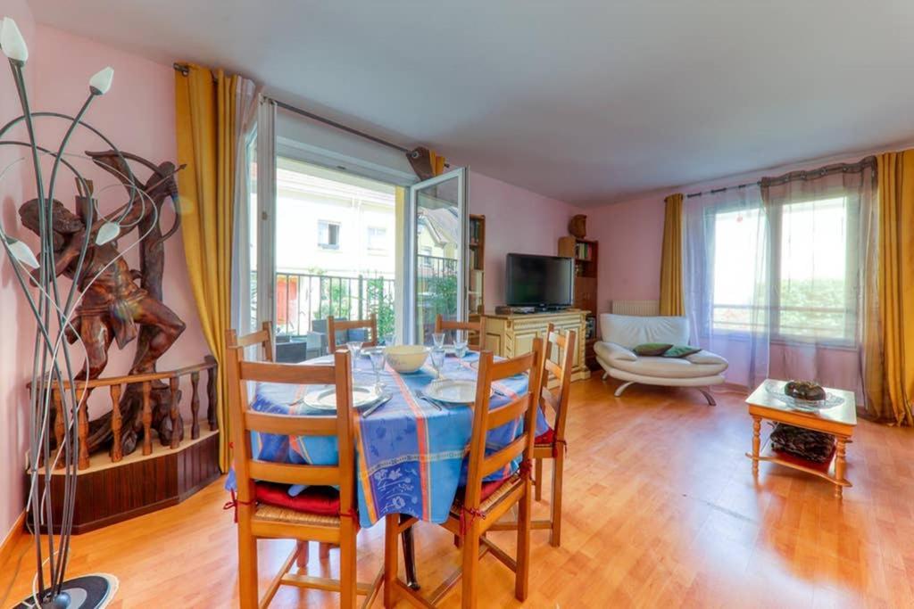 Amilly Park 6 Personnes 2 Chambres Pk Prive En Sous Sol Serris Bagian luar foto